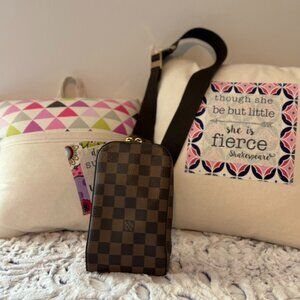 EUC LOUIS VUITTON Damier Ebene Geronimos